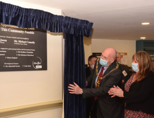 Mayor of Epsom and Ewell unveils plaque