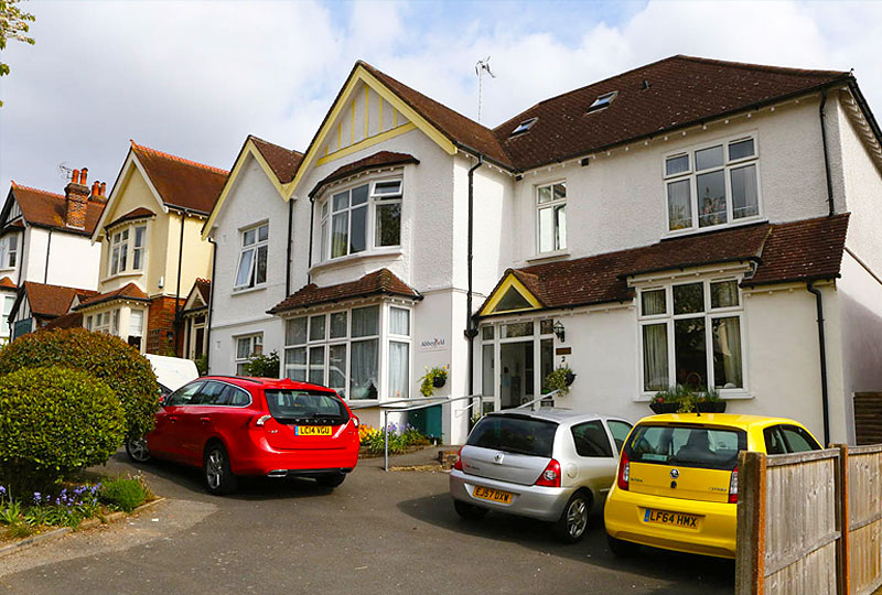 2 Purley Knoll, Purley, a supported living house – Abbeyfield Southern Oaks